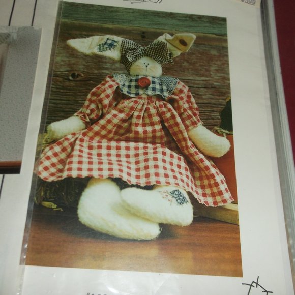 craft these are all in usable shape. a total of 9 - Picture 6 of 10